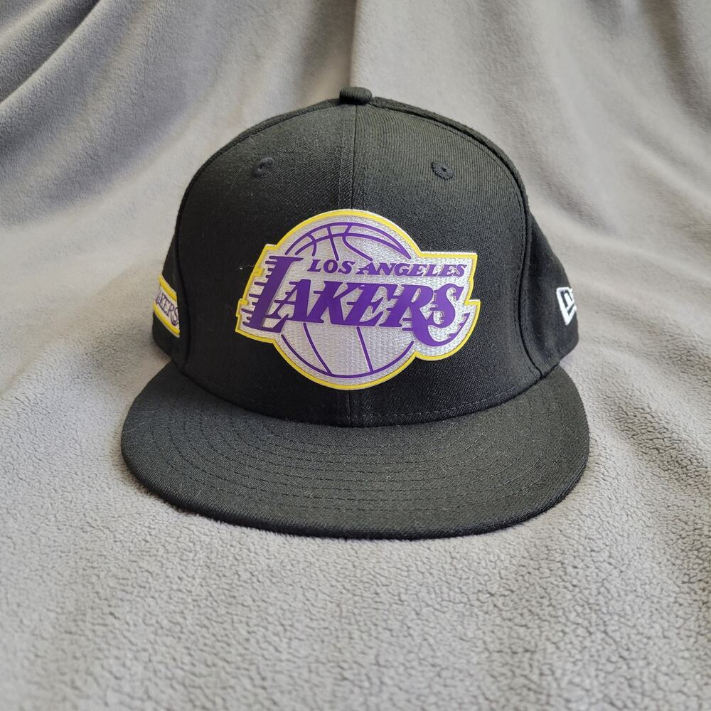 LOS ANGELES LAKERS Hat Cap Black Fitted Embossed Logo New Era Purple Yellow NBA